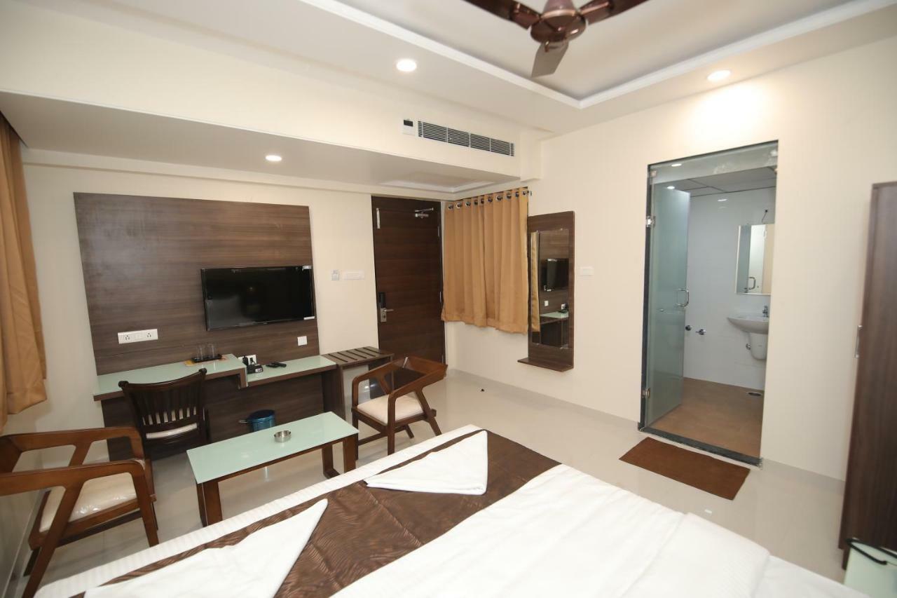 Hotel Shringar Palace Hubli Extérieur photo
