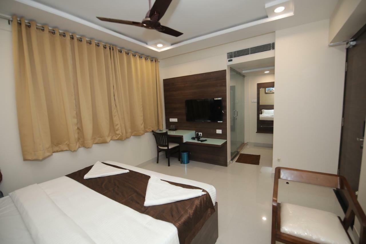Hotel Shringar Palace Hubli Extérieur photo